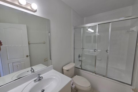 Adosado en venta en Miramar, Florida, 3 dormitorios, 117.99 m2 № 2055855 - foto 19