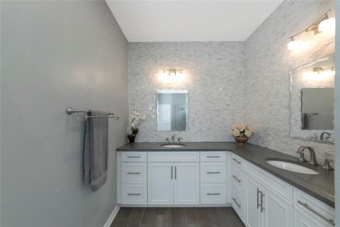 Villa ou maison à vendre à Bradenton, Floride: 4 chambres, 204.11 m2 № 2284186 - photo 21