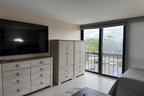 Condo in Clearwater, Florida, 2 rooms № 2166763 - photo 3