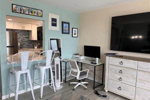 Condo in Clearwater, Florida, 2 rooms № 2166763 - photo 8