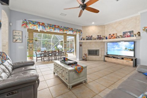 House in St. Lucie, Florida 5 bedrooms, 328.5 sq.m. № 2087112 - photo 19