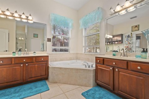 House in St. Lucie, Florida 5 bedrooms, 328.5 sq.m. № 2087112 - photo 26