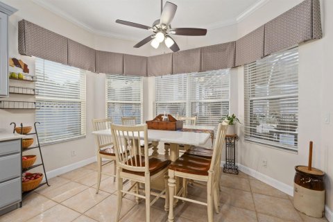House in St. Lucie, Florida 5 bedrooms, 328.5 sq.m. № 2087112 - photo 17