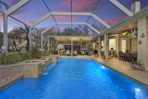 House in St. Lucie, Florida 5 bedrooms, 328.5 sq.m. № 2087112 - photo 2