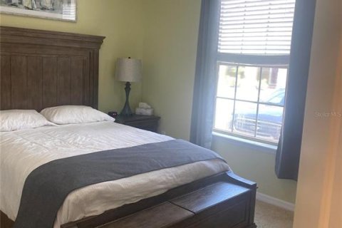 Townhouse in Davenport, Florida 5 bedrooms, 210.42 sq.m. № 2299013 - photo 10