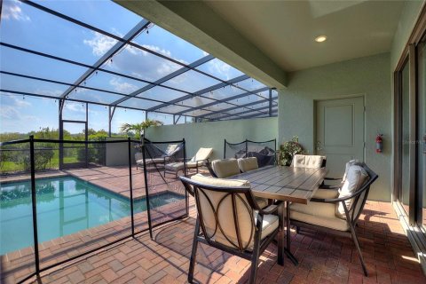 Townhouse in Davenport, Florida 5 bedrooms, 210.42 sq.m. № 2299013 - photo 14