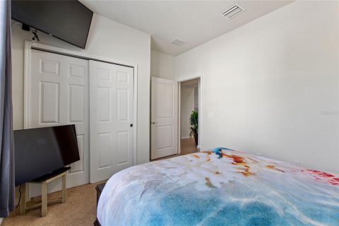 Townhouse in Davenport, Florida 5 bedrooms, 210.42 sq.m. № 2299013 - photo 19