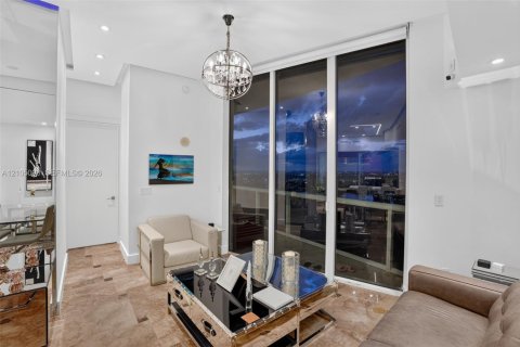 Copropriété à vendre à Sunny Isles Beach, Floride: 2 chambres, 205.13 m2 № 2417435 - photo 23