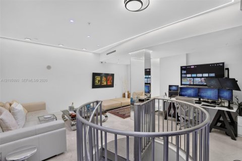 Copropriété à vendre à Sunny Isles Beach, Floride: 2 chambres, 205.13 m2 № 2417435 - photo 24