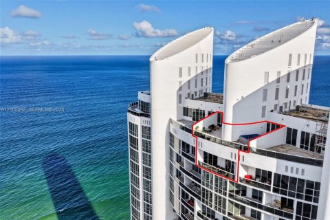 Condo à Sunny Isles Beach, Floride, 2 chambres № 2417435