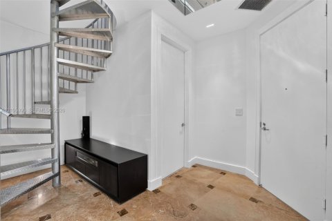 Copropriété à vendre à Sunny Isles Beach, Floride: 2 chambres, 205.13 m2 № 2417435 - photo 10