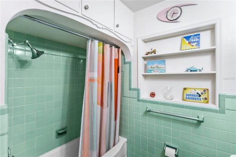 Casa en venta en Saint Petersburg, Florida, 3 dormitorios, 205.04 m2 № 1857838 - foto 27