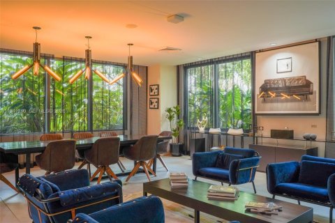 Condo in Miami, Florida, 1 bedroom  № 1998353 - photo 20