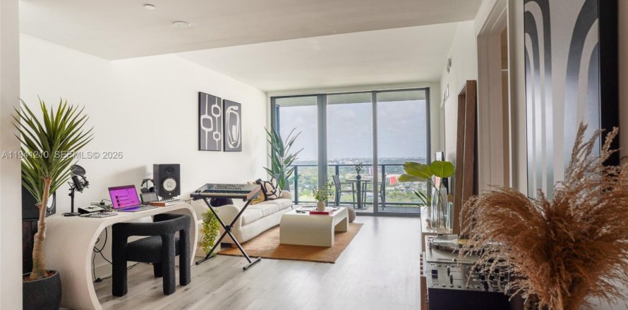 Condo in Miami, Florida, 1 bedroom  № 1998353