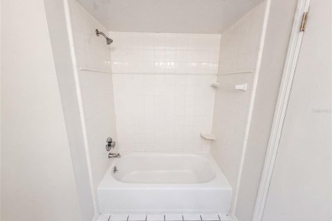 Casa en venta en Winter Springs, Florida, 3 dormitorios, 170.1 m2 № 2150089 - foto 22