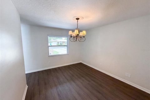 Casa en venta en Winter Springs, Florida, 3 dormitorios, 170.1 m2 № 2150089 - foto 7