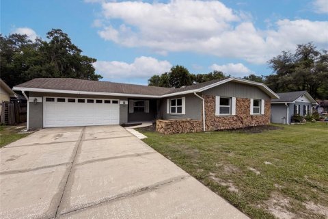 Casa en Winter Springs, Florida 3 dormitorios, 170.1 m2 № 2150089