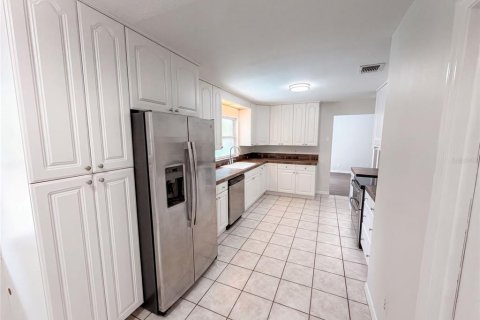 Casa en venta en Winter Springs, Florida, 3 dormitorios, 170.1 m2 № 2150089 - foto 11