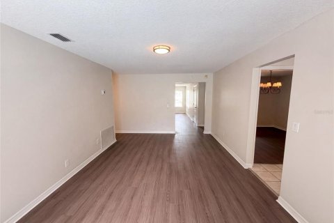 Casa en venta en Winter Springs, Florida, 3 dormitorios, 170.1 m2 № 2150089 - foto 10