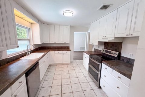 Casa en venta en Winter Springs, Florida, 3 dormitorios, 170.1 m2 № 2150089 - foto 12