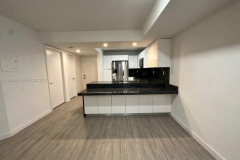 Apartment in Doral, Florida 2 bedrooms, 86.03 sq.m. № 2042708 - photo 4