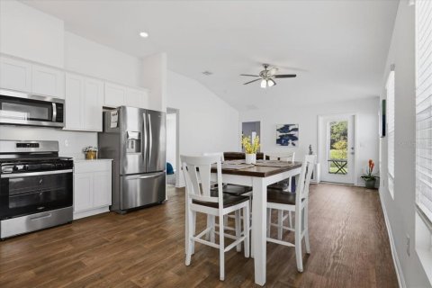 Villa ou maison à vendre à Bunnell, Floride: 3 chambres, 113.53 m2 № 2418825 - photo 10