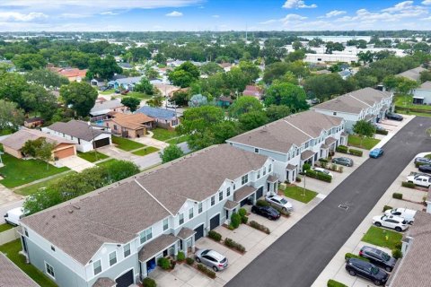 Touwnhouse à vendre à Pinellas Park, Floride: 3 chambres, 139.35 m2 № 2277048 - photo 21