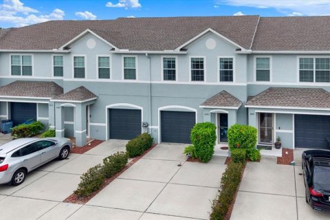 Touwnhouse à vendre à Pinellas Park, Floride: 3 chambres, 139.35 m2 № 2277048 - photo 19