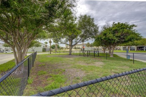 Touwnhouse à vendre à Pinellas Park, Floride: 3 chambres, 139.35 m2 № 2277048 - photo 30