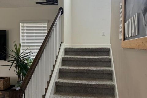 Casa en venta en Kissimmee, Florida, 6 dormitorios, 278.52 m2 № 1449974 - foto 17