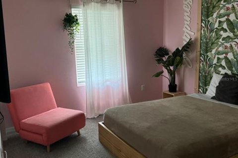 Casa en venta en Kissimmee, Florida, 6 dormitorios, 278.52 m2 № 1449974 - foto 27