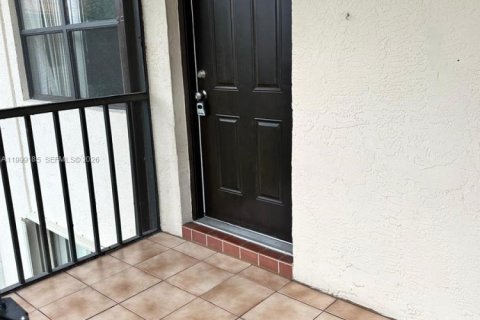 Copropriété à louer à Lake Worth, Floride: 2 chambres, 68.28 m2 № 2065530 - photo 11