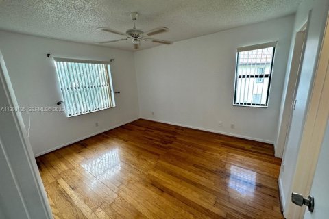 Copropriété à louer à Lake Worth, Floride: 2 chambres, 68.28 m2 № 2065530 - photo 14