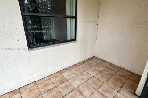 Copropriété à louer à Lake Worth, Floride: 2 chambres, 68.28 m2 № 2065530 - photo 12