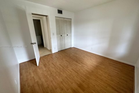 Copropriété à louer à Lake Worth, Floride: 2 chambres, 68.28 m2 № 2065530 - photo 7