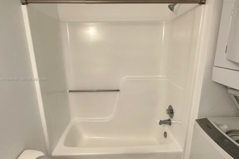 Copropriété à louer à Lake Worth, Floride: 2 chambres, 68.28 m2 № 2065530 - photo 20