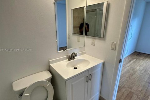 Copropriété à louer à Lake Worth, Floride: 2 chambres, 68.28 m2 № 2065530 - photo 17