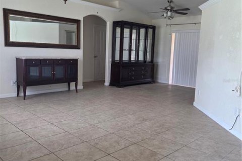 Casa en venta en North Port, Florida, 3 dormitorios, 133.5 m2 № 1850935 - foto 4