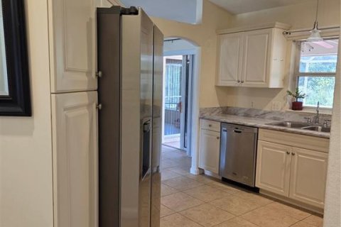 Casa en venta en North Port, Florida, 3 dormitorios, 133.5 m2 № 1850935 - foto 9