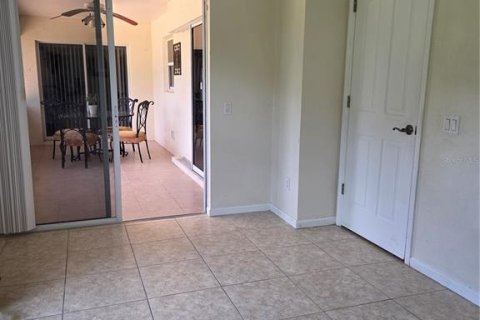 Casa en venta en North Port, Florida, 3 dormitorios, 133.5 m2 № 1850935 - foto 14
