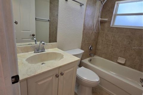 Casa en venta en North Port, Florida, 3 dormitorios, 133.5 m2 № 1850935 - foto 23