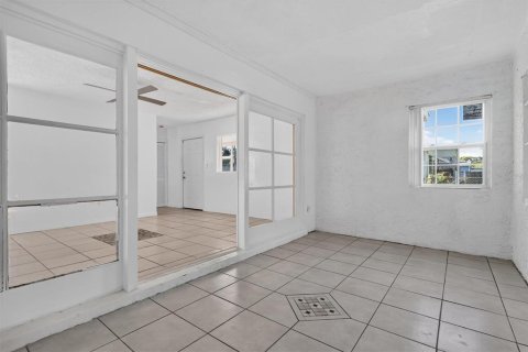 Villa ou maison à vendre à Orlando, Floride: 3 chambres, 116.31 m2 № 2339653 - photo 24
