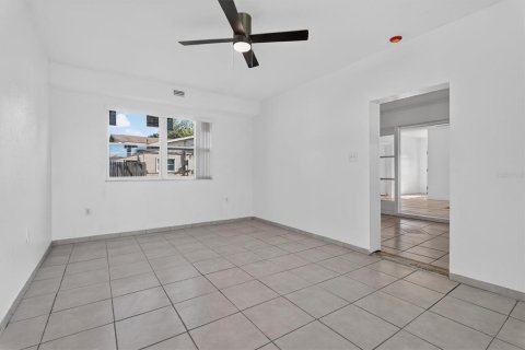 Villa ou maison à vendre à Orlando, Floride: 3 chambres, 116.31 m2 № 2339653 - photo 14
