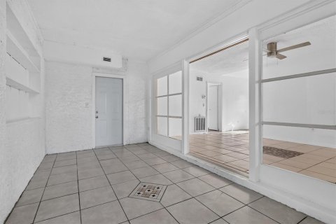 Villa ou maison à vendre à Orlando, Floride: 3 chambres, 116.31 m2 № 2339653 - photo 21