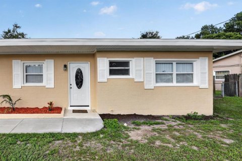 Villa ou maison à vendre à Orlando, Floride: 3 chambres, 116.31 m2 № 2339653 - photo 3