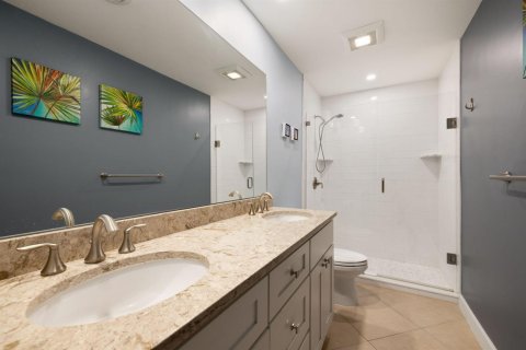 House in Vero Beach, Florida 3 bedrooms, 149.76 sq.m. № 2413284 - photo 22
