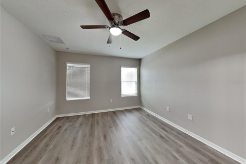 House in Plant City, Florida 3 bedrooms, 143.63 sq.m. № 1911021 - photo 7