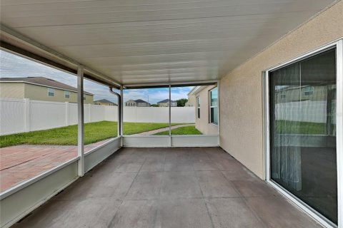 House in Plant City, Florida 3 bedrooms, 143.63 sq.m. № 1911021 - photo 14