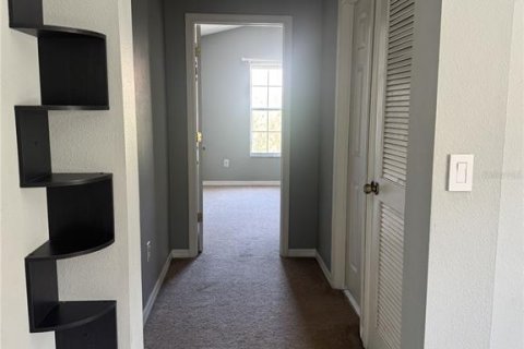 Townhouse in Tampa, Florida 2 bedrooms, 156.35 sq.m. № 2094417 - photo 17