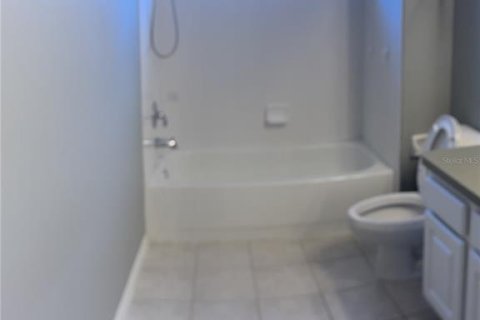 Townhouse in Tampa, Florida 2 bedrooms, 156.35 sq.m. № 2094417 - photo 18
